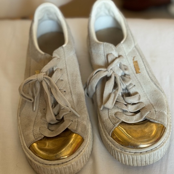 Puma Women's Sneakers with Gold Accents - Picture 1 of 5